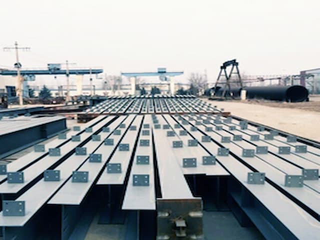 Analysis of Epoxy Zinc Rich Primer Thickness for Steel Structures in Different Environments