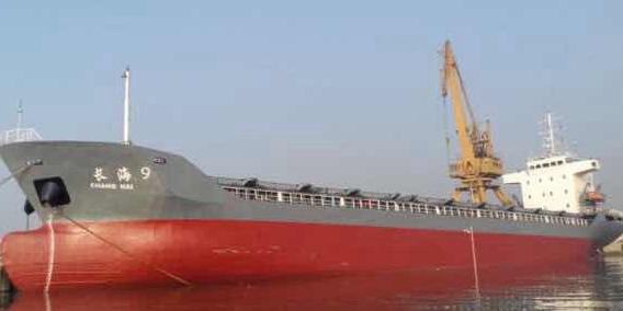 Marine paint and boat coating application